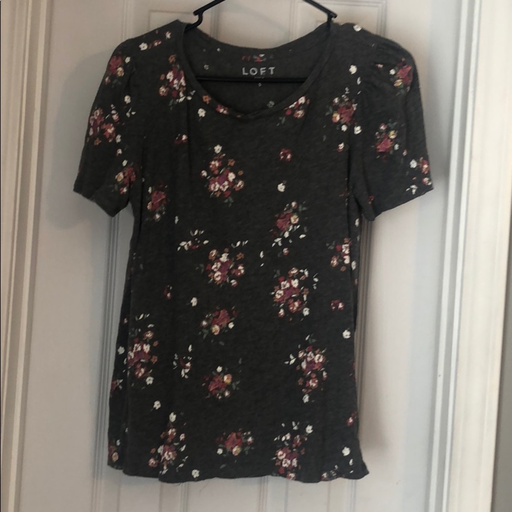 Loft gray floral tee